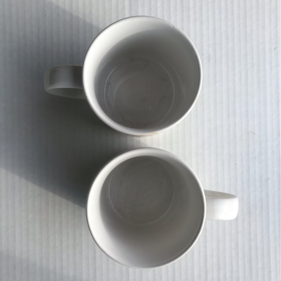 Set of 2 Vintage Coffee Mugs By Interpur “Barnyard”Hen Wearing Bandana &… - Picture 5 of 10